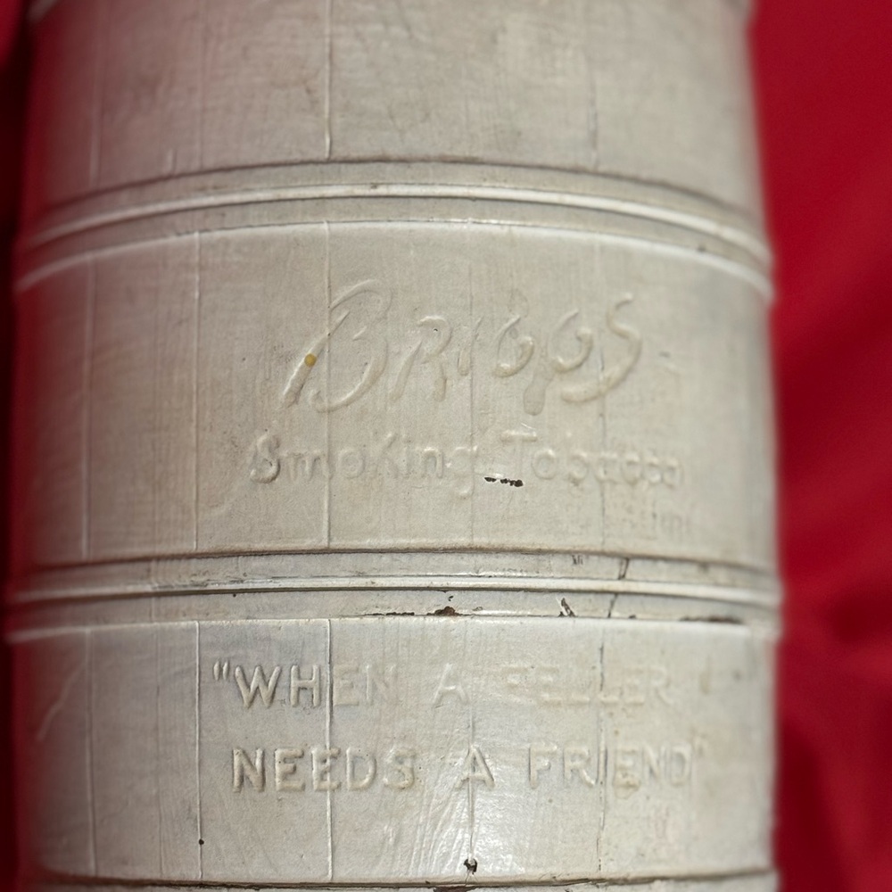 Briggs Smoking Tobacco Tin